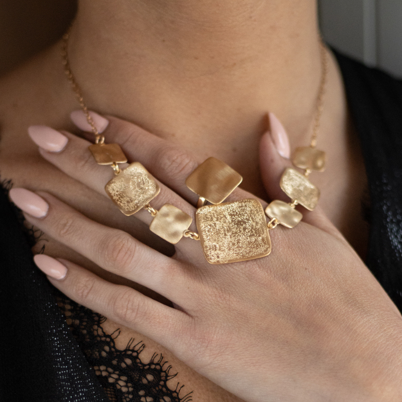 COLLANA BRILLANTE E SCINTILLANTE DA DONNA IN ARGENTO 925 DESIGN QUADRATO