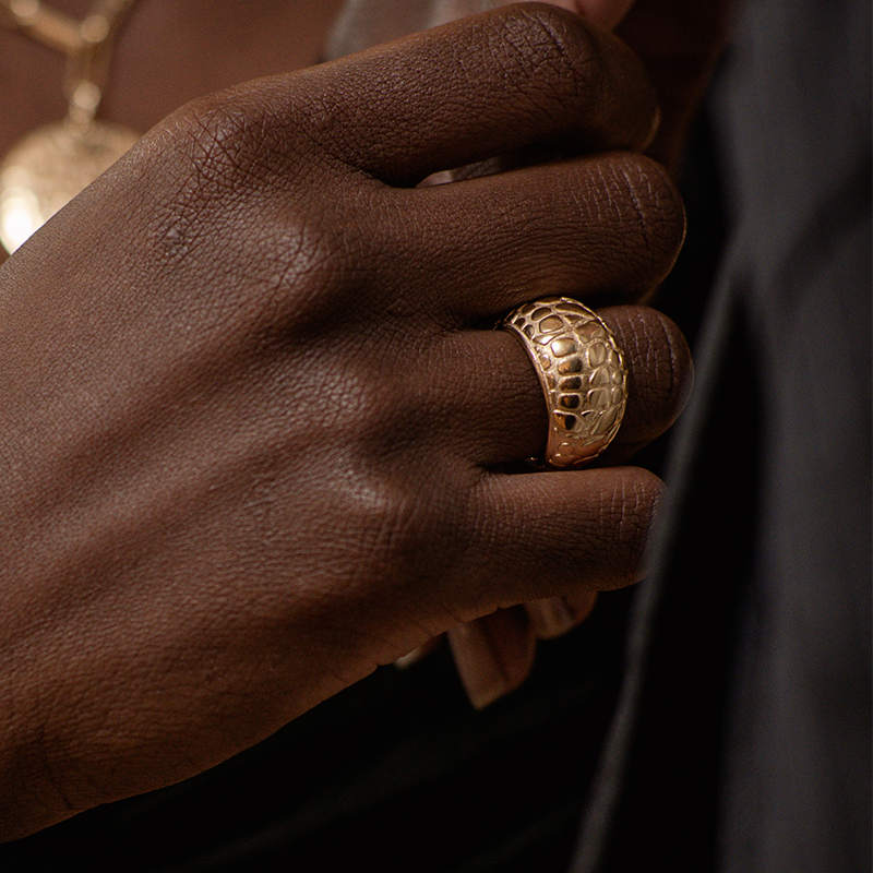 ANELLO IN ARGENTO 925 E TEXTURE COCCODRILLO